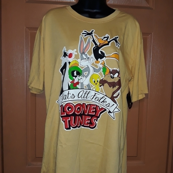 Looney Tunes T-shirt size small 5/$25 - Picture 1 of 2